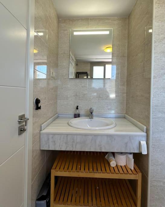 托雷莫利诺斯Atico Puerto Marina 2 Hab Con Piscina, 500M De La Plata公寓 外观 照片